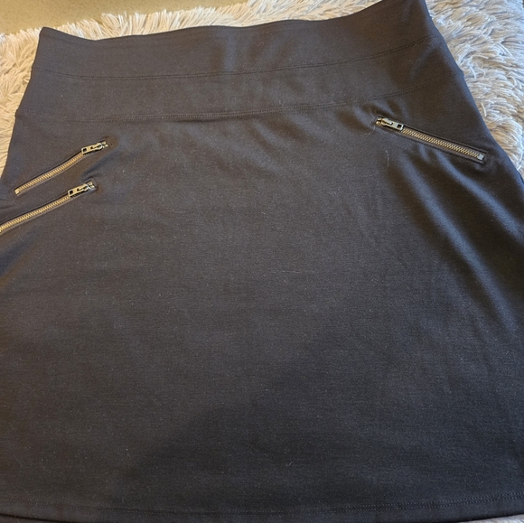 Athleta Black Skirt Size 14 - Picture 9 of 16